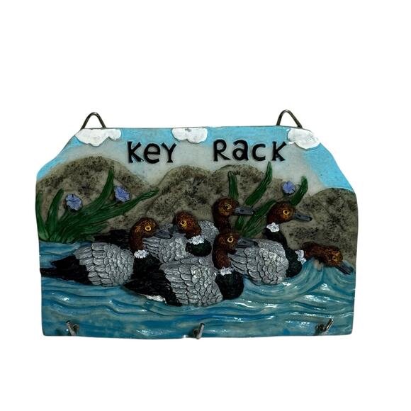 Vintage Duck Key Holder Hunting Cabin Cottage Outdoors Rustic - Picture 1 of 7